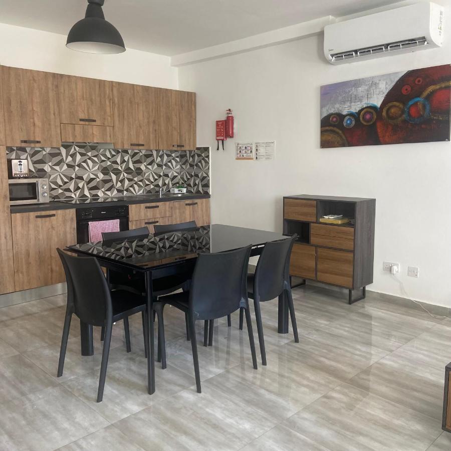 F8 Modern And Bright Apartment In Malta Msida Luaran gambar