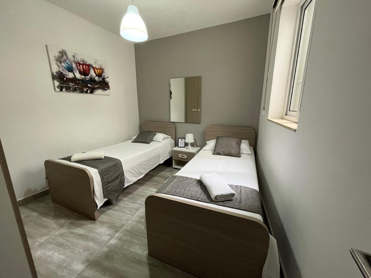 F8 Modern And Bright Apartment In Malta Msida Luaran gambar