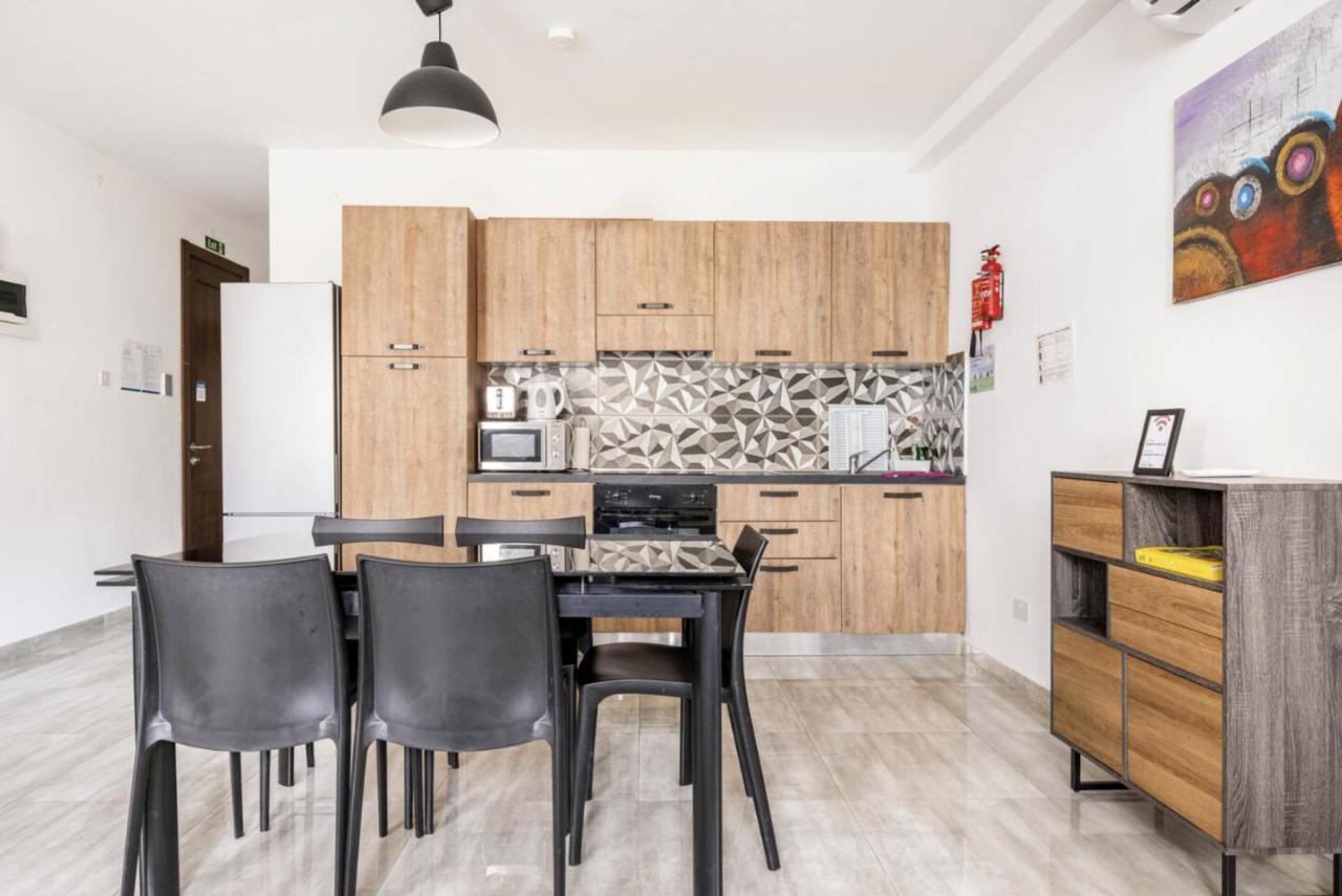 F8 Modern And Bright Apartment In Malta Msida Luaran gambar