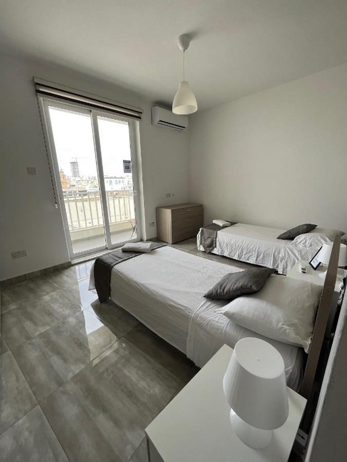 F8 Modern And Bright Apartment In Malta Msida Luaran gambar