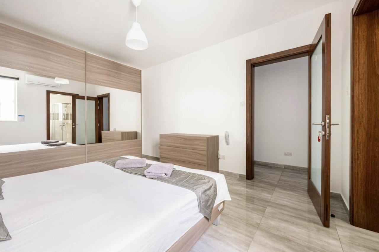 F8 Modern And Bright Apartment In Malta Msida Luaran gambar