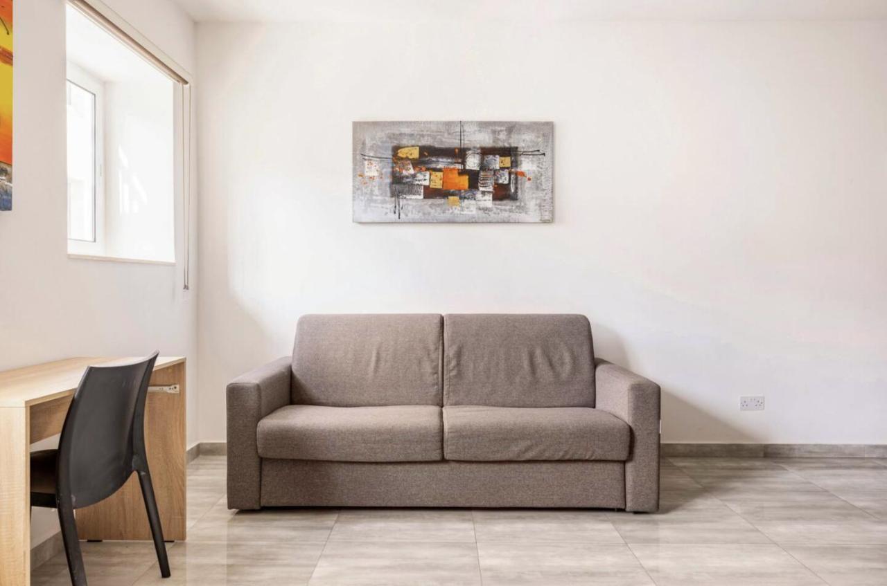 F8 Modern And Bright Apartment In Malta Msida Luaran gambar
