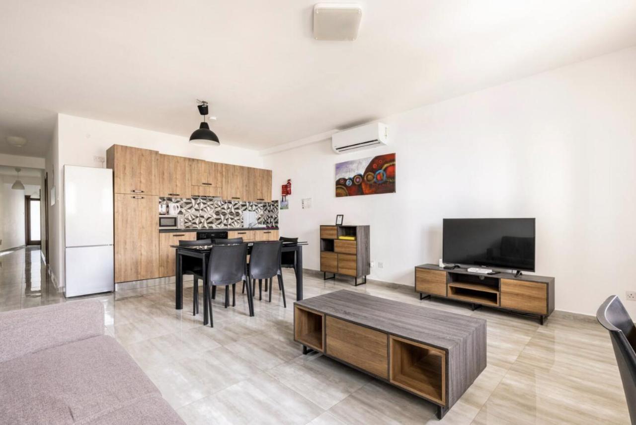 F8 Modern And Bright Apartment In Malta Msida Luaran gambar